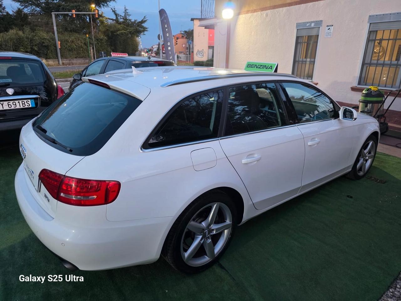 Audi A4 Avant 2.0 TFSI 211CV