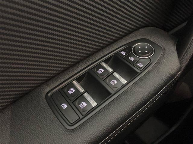 RENAULT Captur 1.6 E-Tech full hybrid E-Tech Engineered 145cv aut
