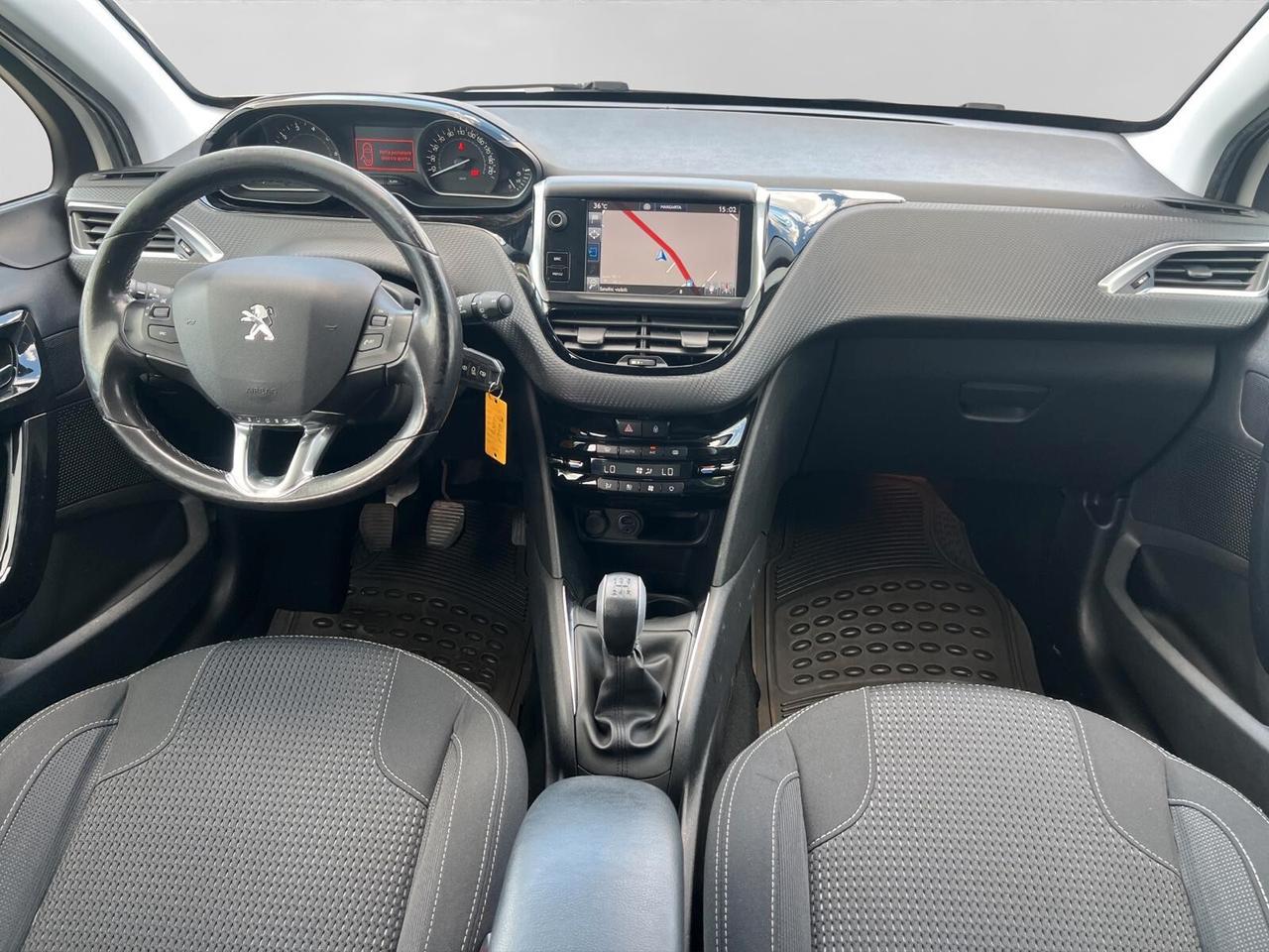 Peugeot 208 1.2 benz. Allure NEOPATENTATI COME NUOVA