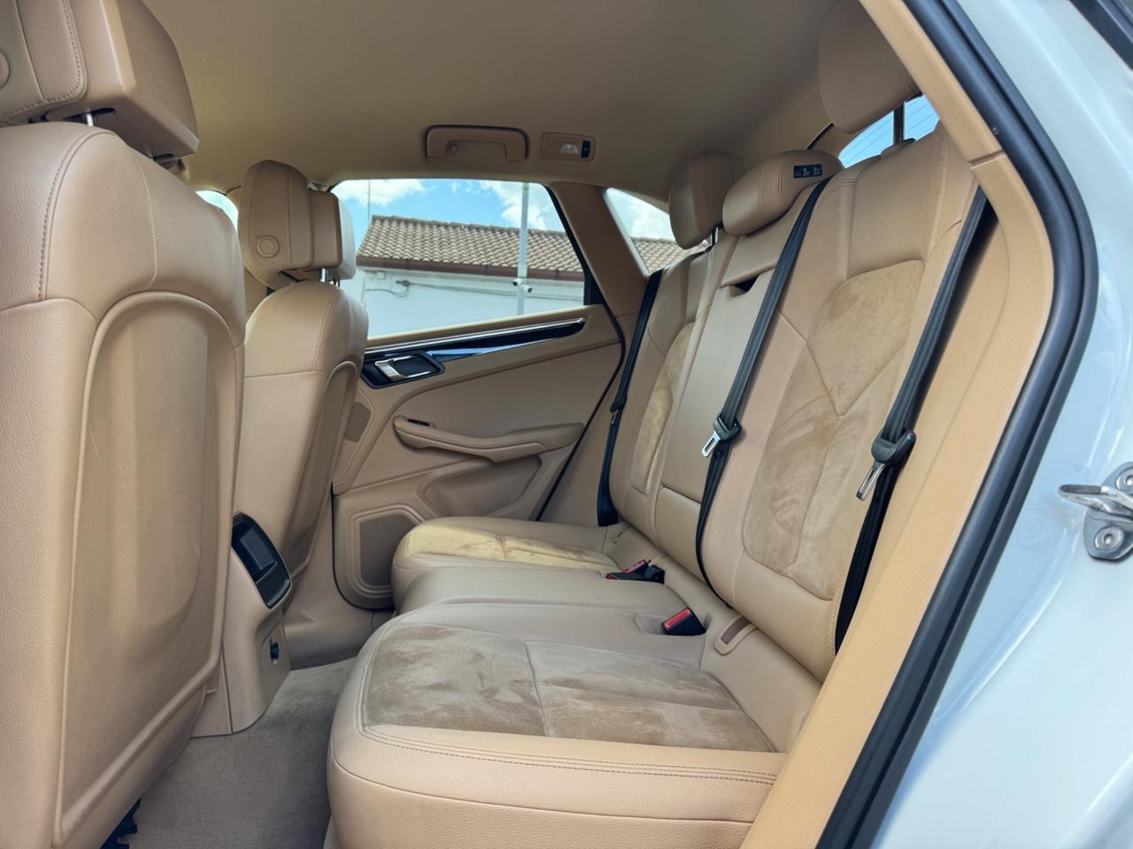 Porsche Macan 3.0 S Diesel 250cv da vetrina in garanzia