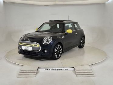 MINI Mini Full Electric Mini F56 Full Electric Mini 3p Cooper SE XL auto