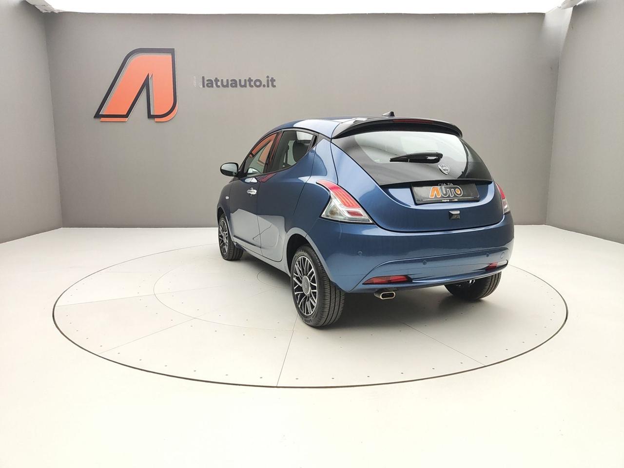 LANCIA Ypsilon III 2021 1.0 70CV HYBRID PLATINO