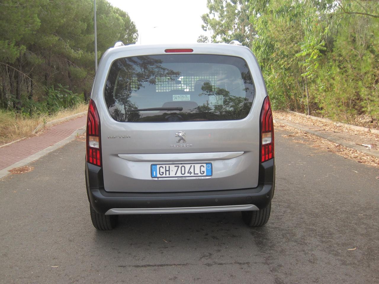 Peugeot Rifter BlueHDi 100 S&S Allure Standard