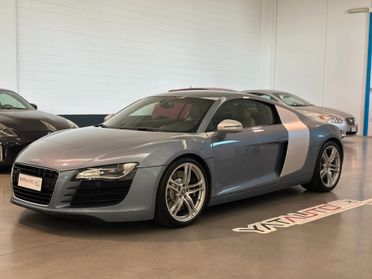 Audi R8 4.2 V8 FSI quattro R tronic
