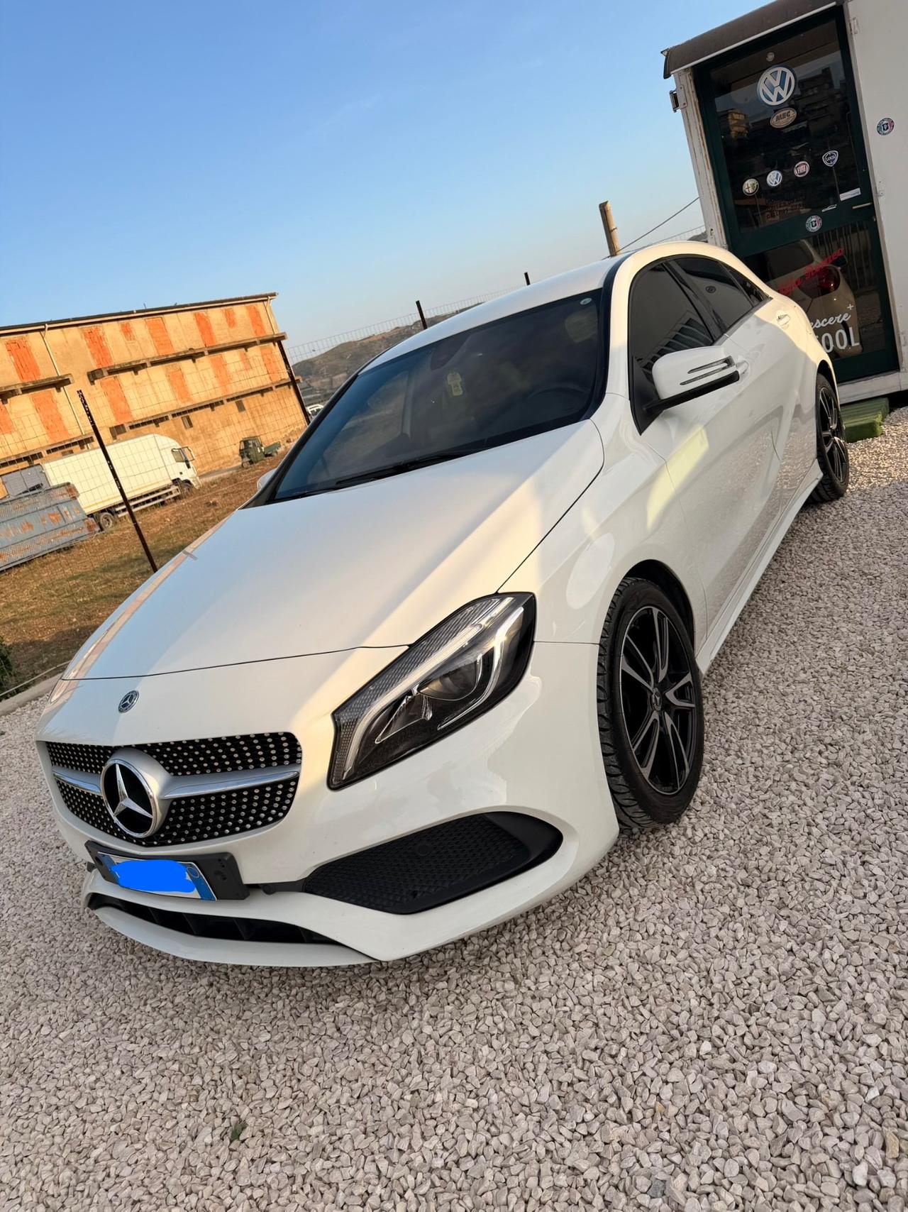 Mercedes-benz A 180 d Premium anno 2018 telecamera posteriore