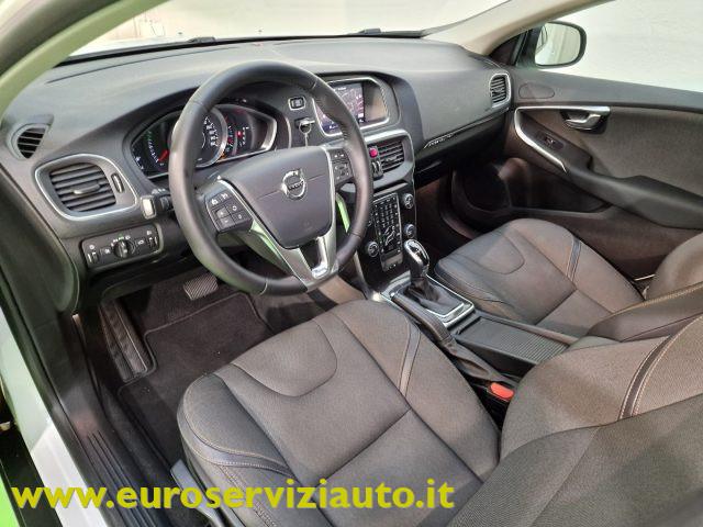 VOLVO V40 Cross Country D2 Geartronic Business