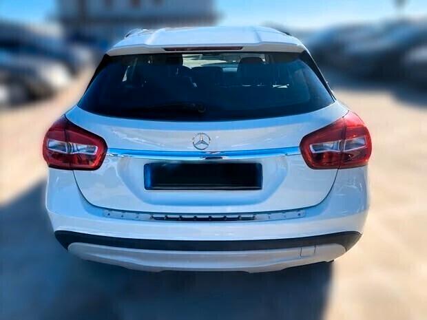 Mercedes-benz GLA 200 D Business