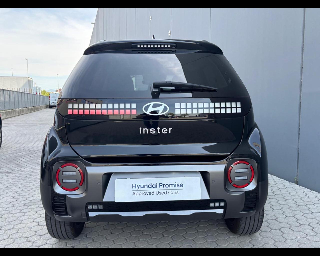 HYUNDAI INSTER 49 KWH CROSS+PP
