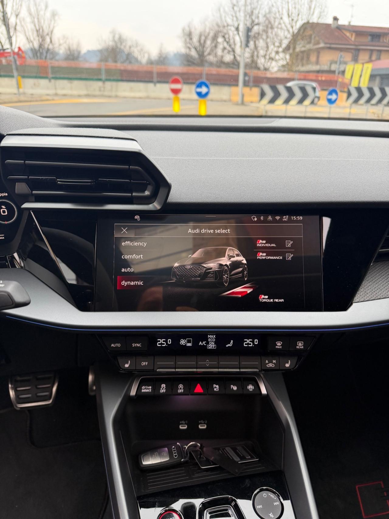 Audi A3 RS 3 SPB TFSI quattro S tronic