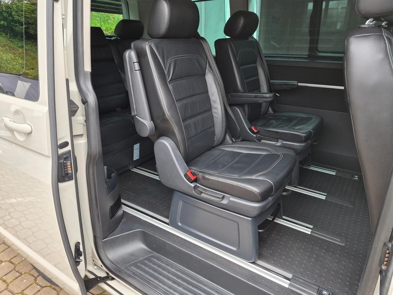 Volkswagen T6.1 Multivan 2.0 TDI COMFORTLINE DSG 150CV 7 POSTI PELLE NAVI RETROCAMERA ACC CARPLAY E ANDROID AUTO PORTE ELETTRICHE PREZZO + IVA 22%