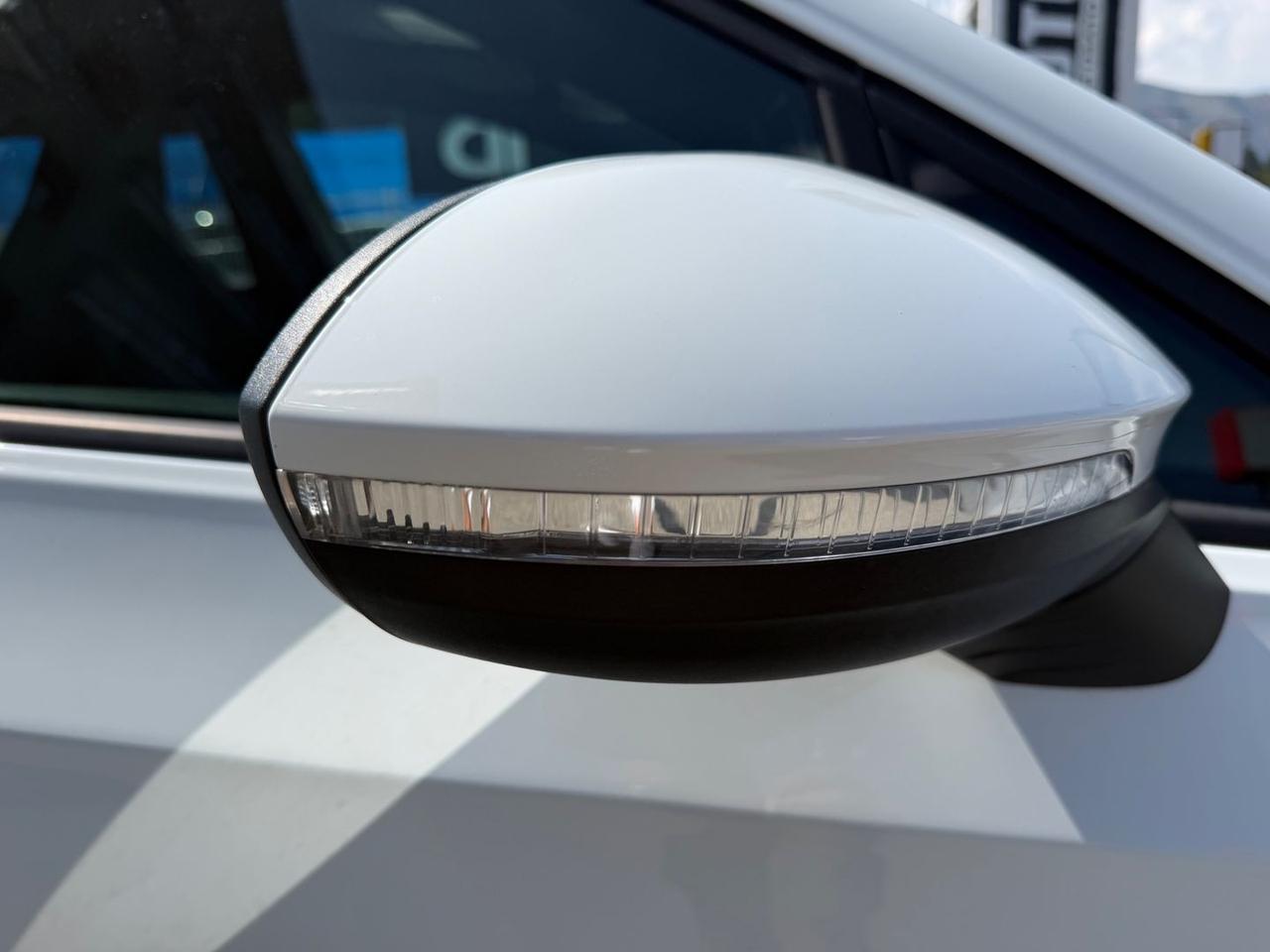 Volkswagen Golf 1.5 TSI 150cv R Line - PROM #12000