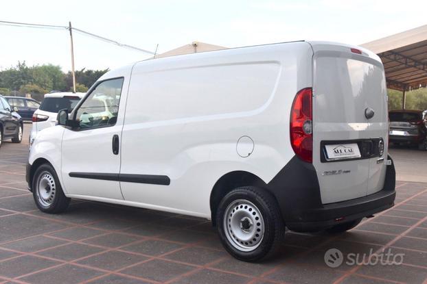 Fiat Doblo 1.6 mtj 105cv Maxi 3 posti