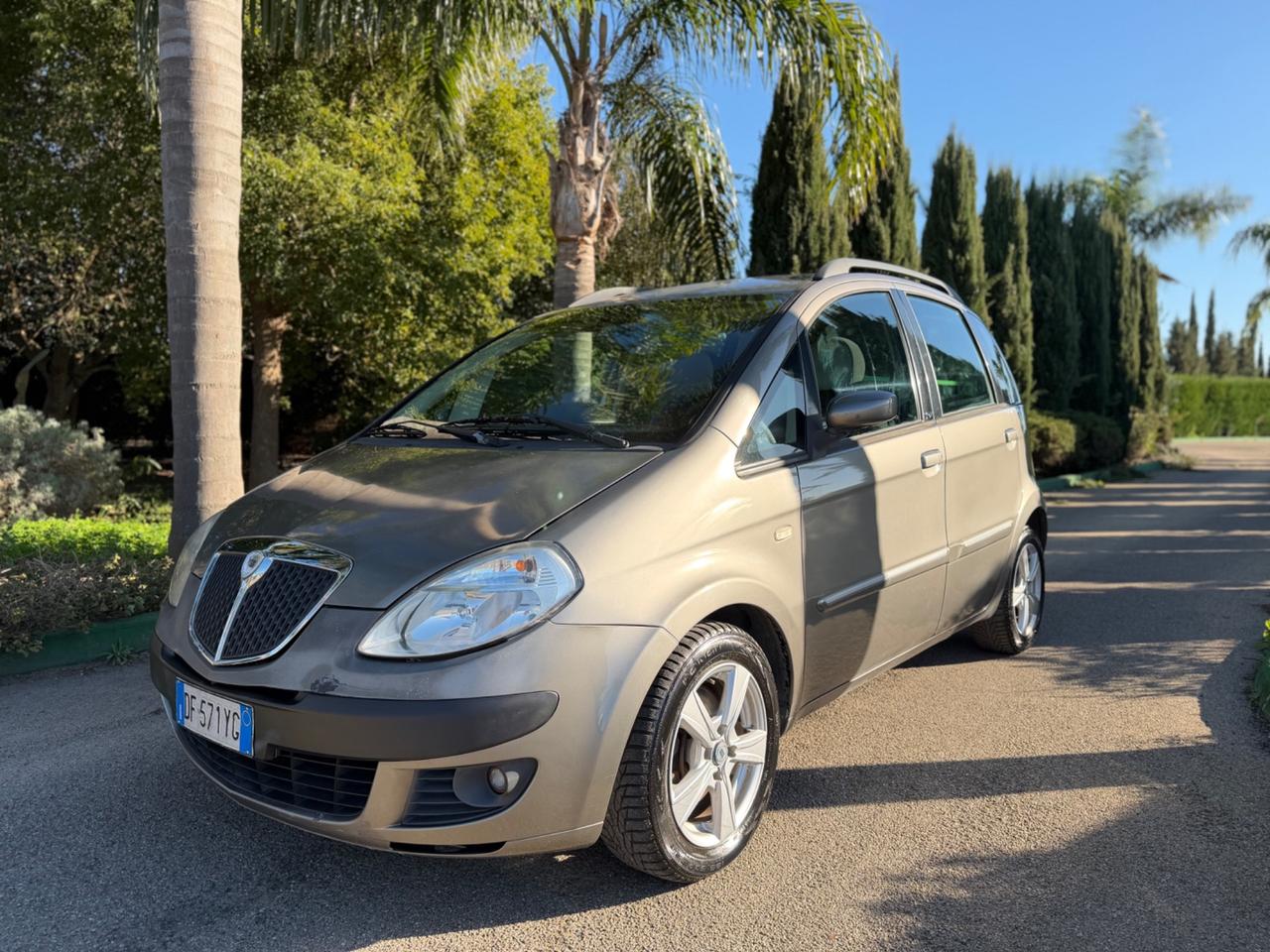 LANCIA MUSA 1.9 Mjt PLATINO PLUS (74kw)