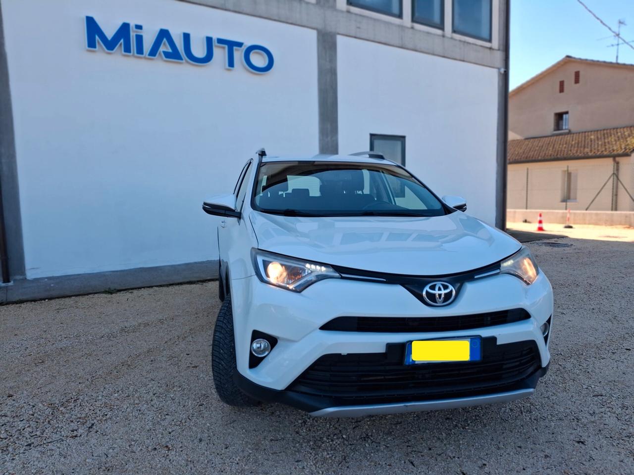 Toyota RAV 4 RAV4 2.0 D-4D 2WD Style