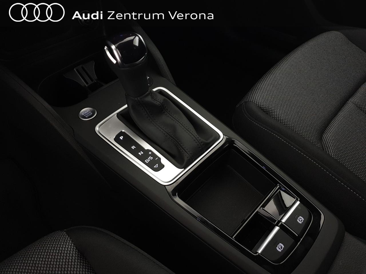 35TFSI 150CV S tronic Identity Black