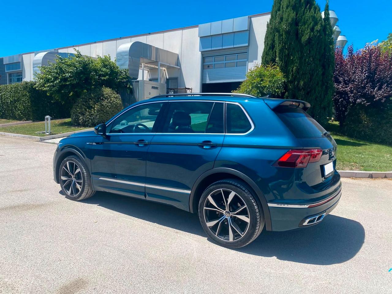 Volkswagen Tiguan 2.0 TDI 200 CV SCR DSG 4MOTION R-Line - AUTOCARRO N1