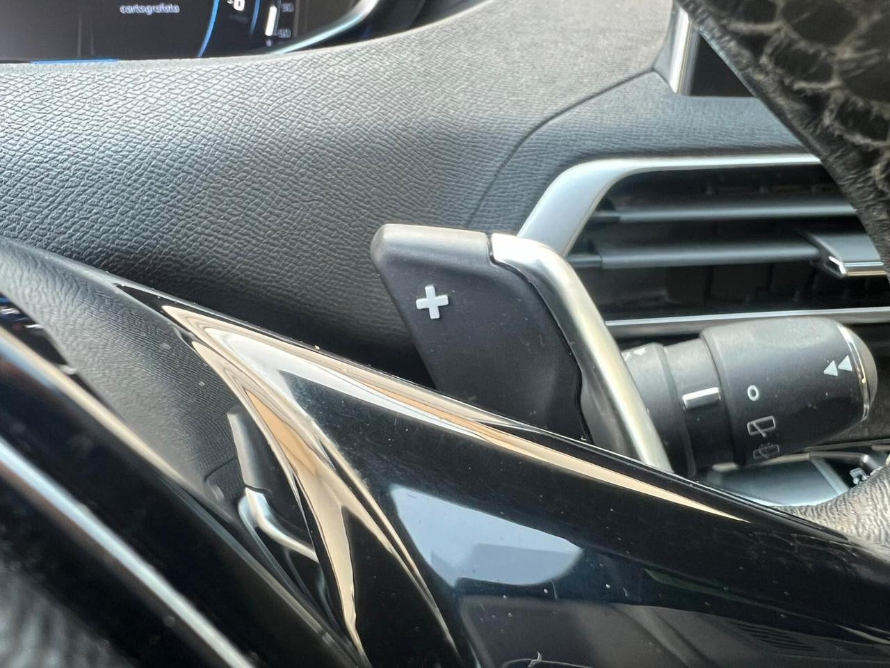 PEUGEOT 3008 1.5 BlueHDi 120CV 2018!!! ALLURE!!!