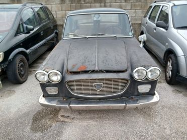 Lancia Flavia berlina