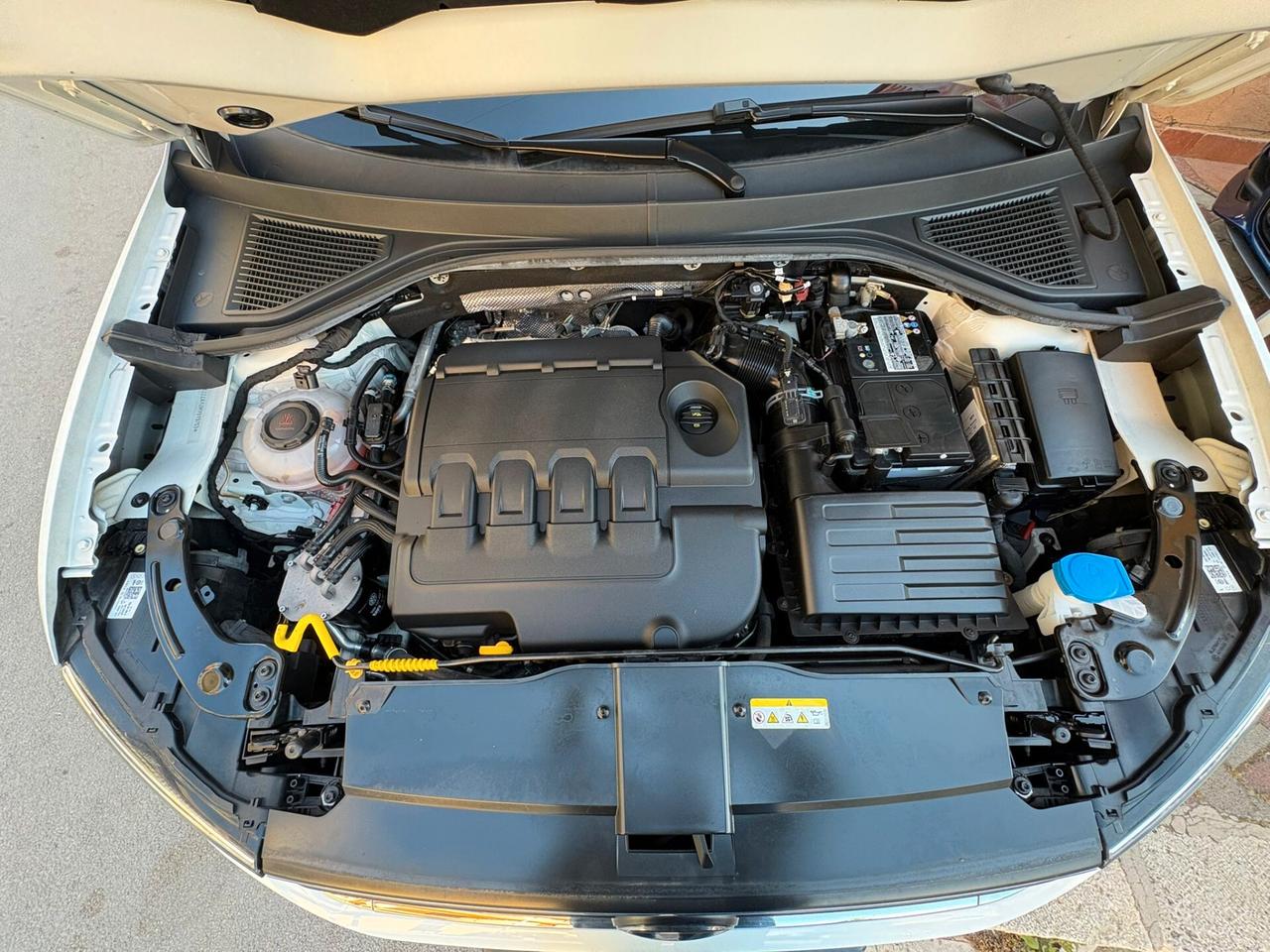 Volkswagen T-Roc 1.6 TDI SCR Business BlueMotion Technology