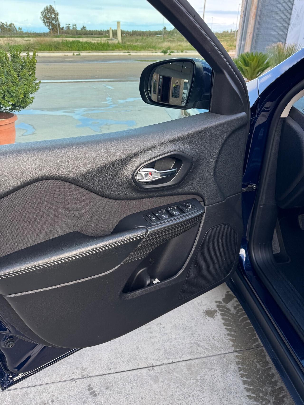 Jeep Cherokee 2.0 Mjt II Longitude