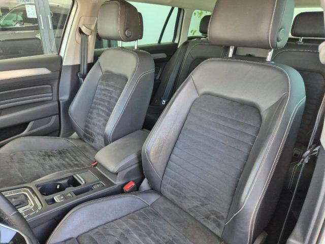 VOLKSWAGEN Passat Variant 2.0 TDI SCR EVO DSG Executive