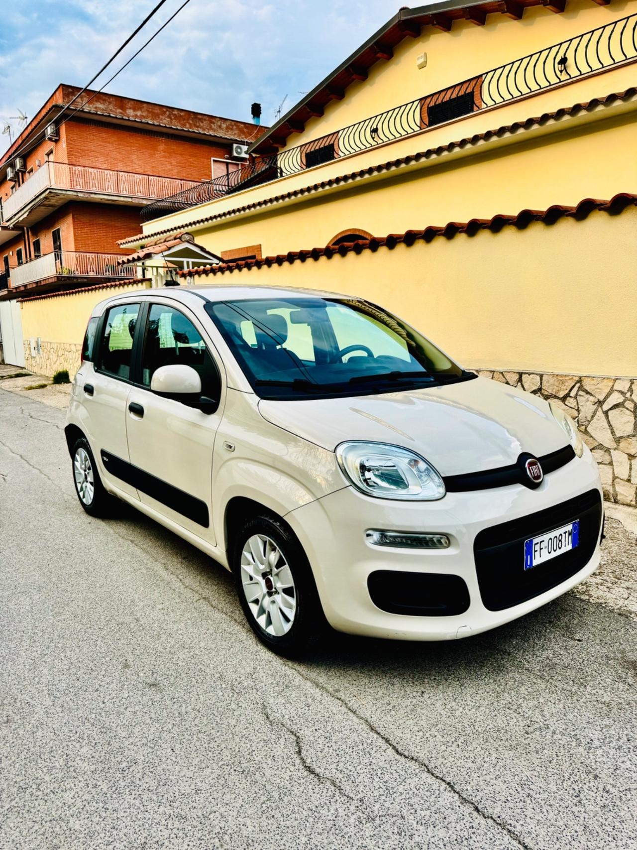 Fiat Panda 1.2 Lounge 2017 uniproprietaria
