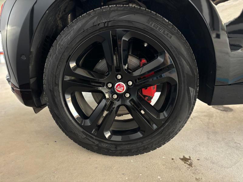 Jaguar F-Pace 2.0d i4 R-Sport awd 180cv auto my20