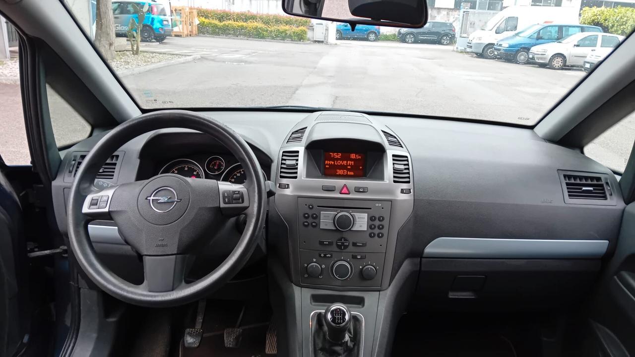 Opel Zafira 1.9 CDTI 101CV Club