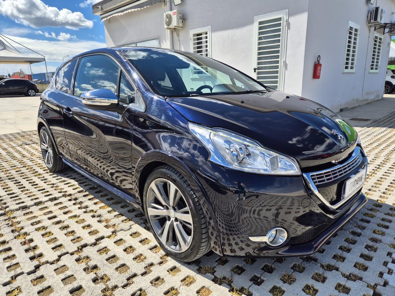 Peugeot 208 GT 1.6 e-HDi 115 CV TETTO PANORAMICO