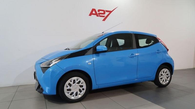 Toyota Aygo Aygo 5p 1.0 x-play 72cv