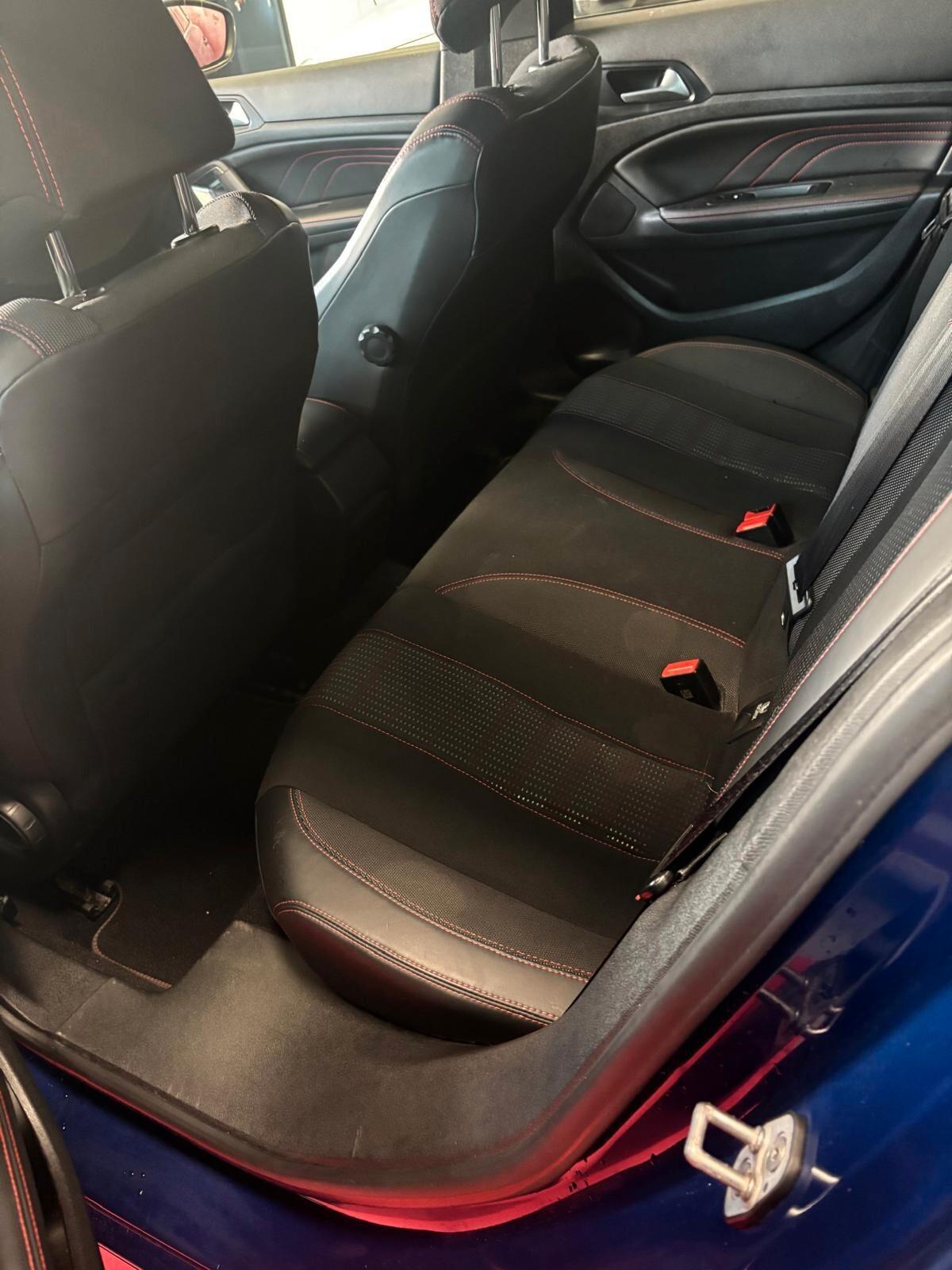 Peugeot 308 BlueHDi 120 S&S EAT6 GT Line