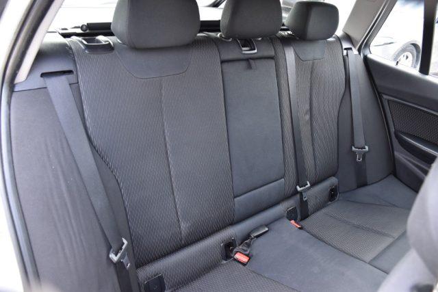 BMW 320 d Touring Business aut. *NAVIGATORE*