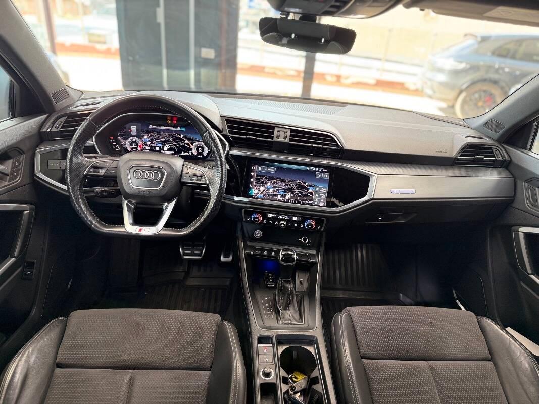 Audi Q3 35 2.0 tdi S line edition s-tronic