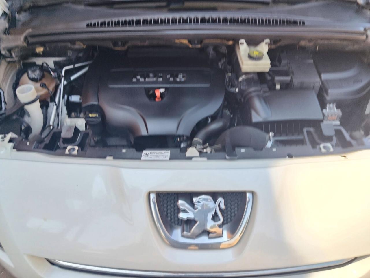 Peugeot 5008 2.0 HDi 163CV aut. Family