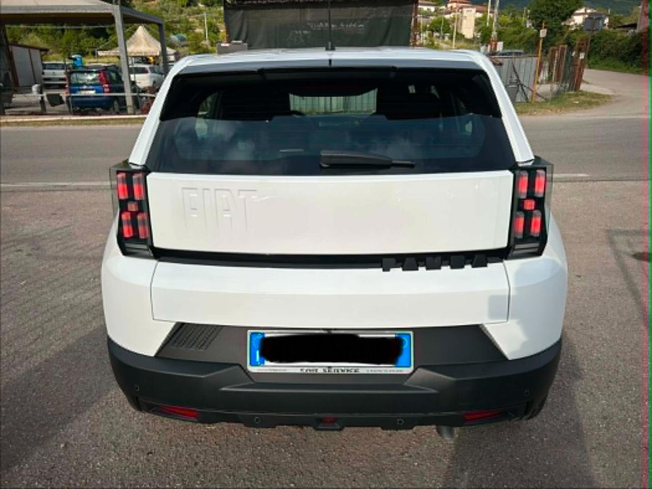 Fiat Grande Panda 1.2 100 CV S&S Business A NOLEGGIO