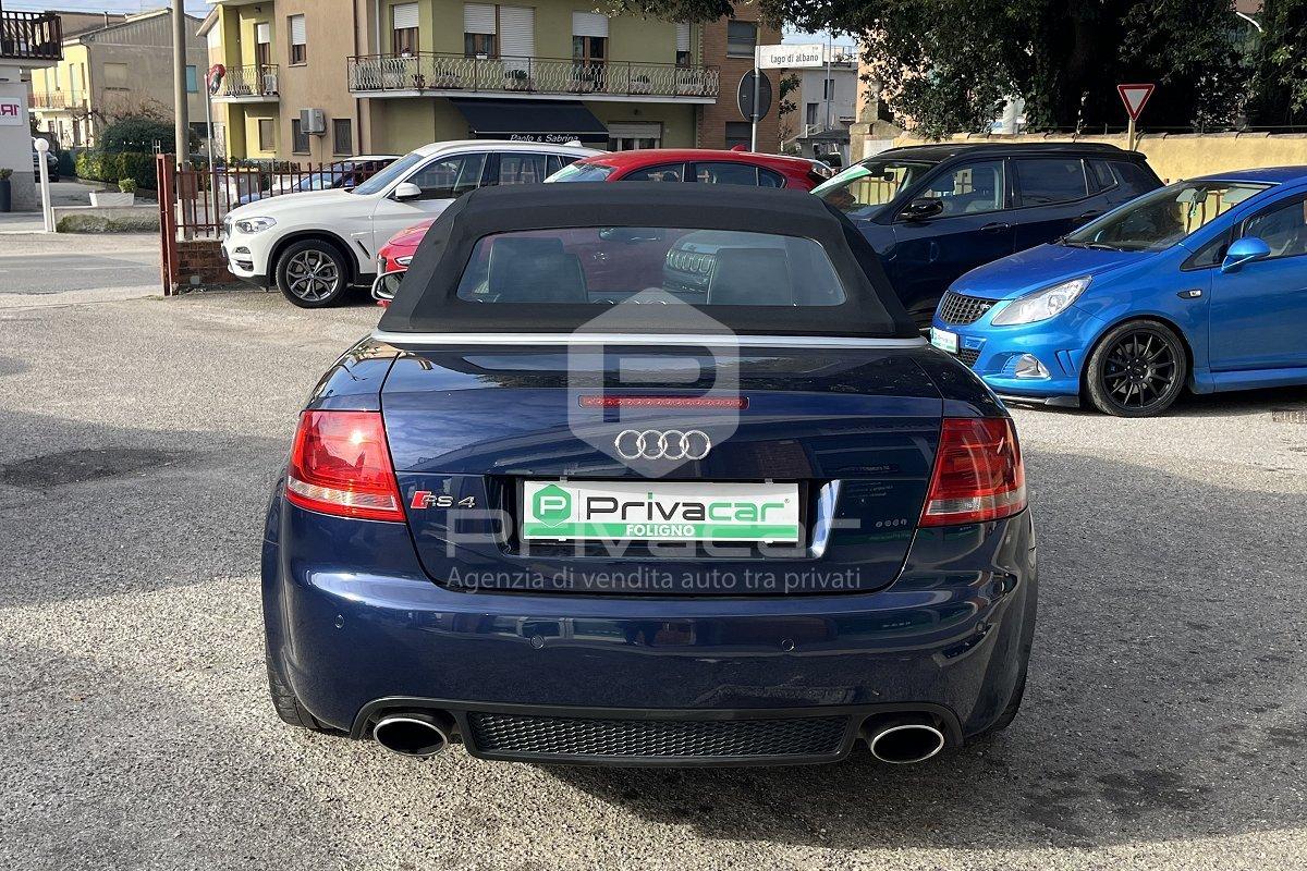 AUDI RS 4 Cabriolet 4.2 V8 quattro
