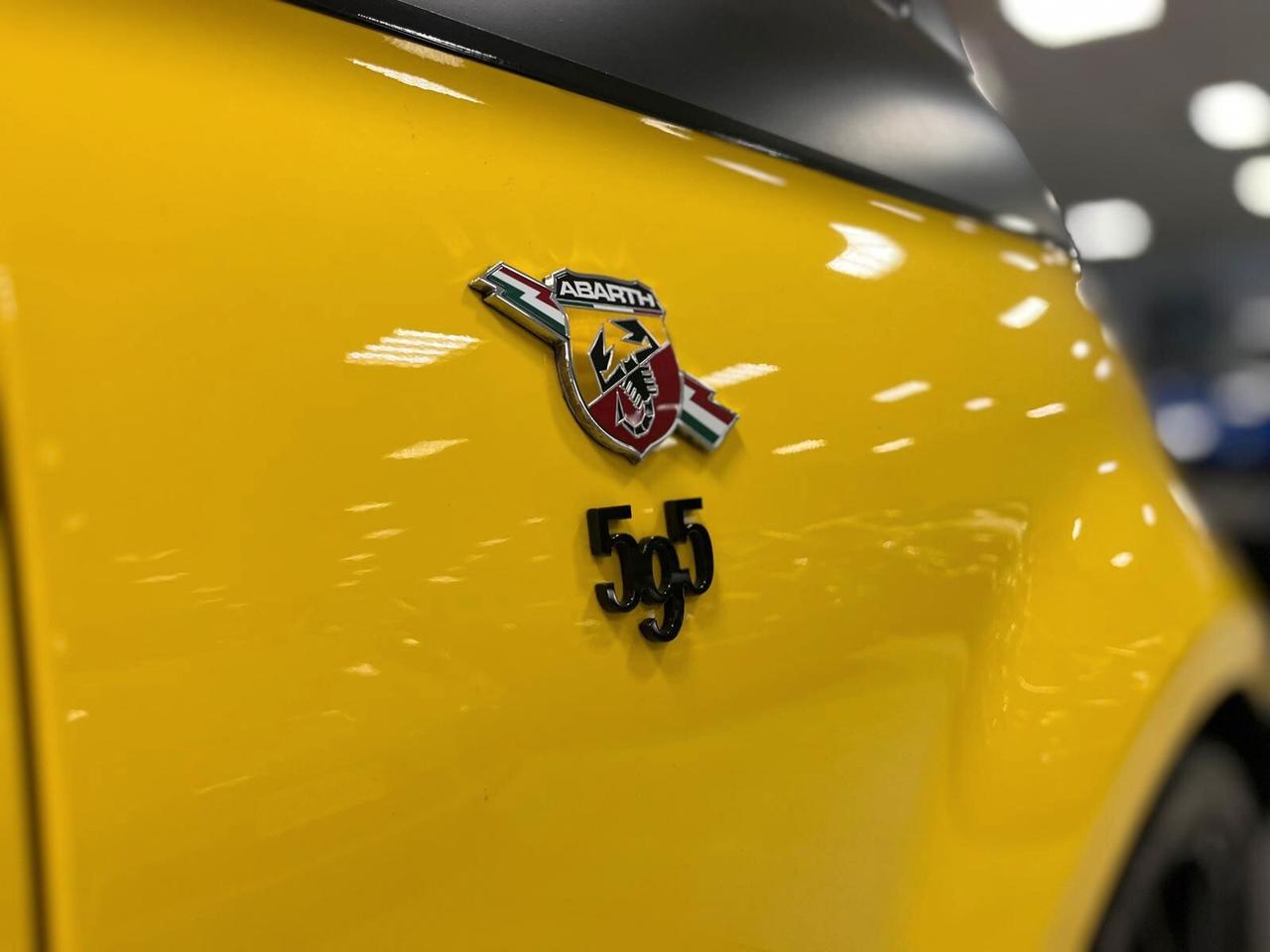 Abarth 595 C 1.4 Turbo T-Jet 180 CV Competizione