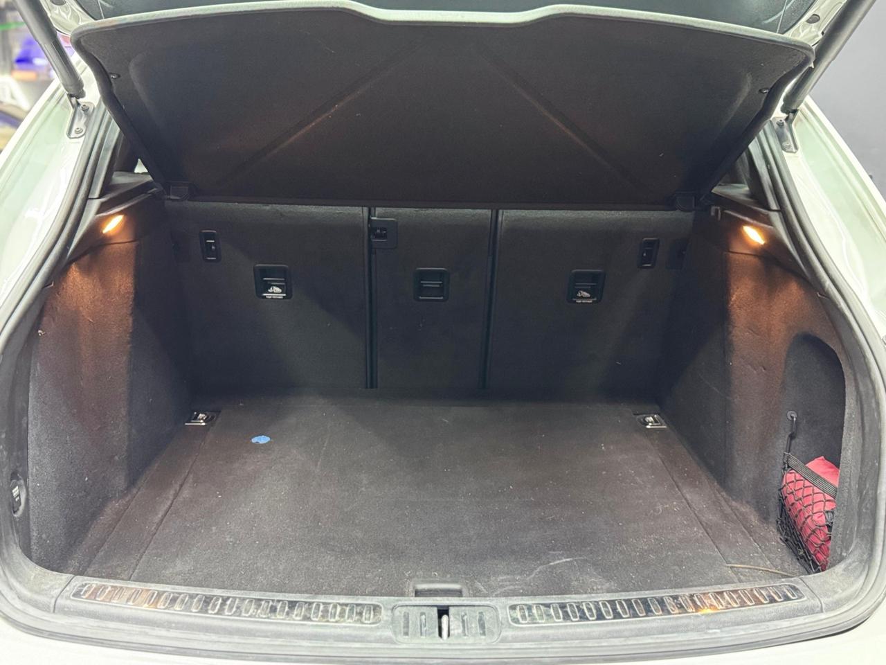 PORSCHE MACAN 2.0 Turbo: Il Tuo Sogno Porsche a un Prezzo Irripetibile