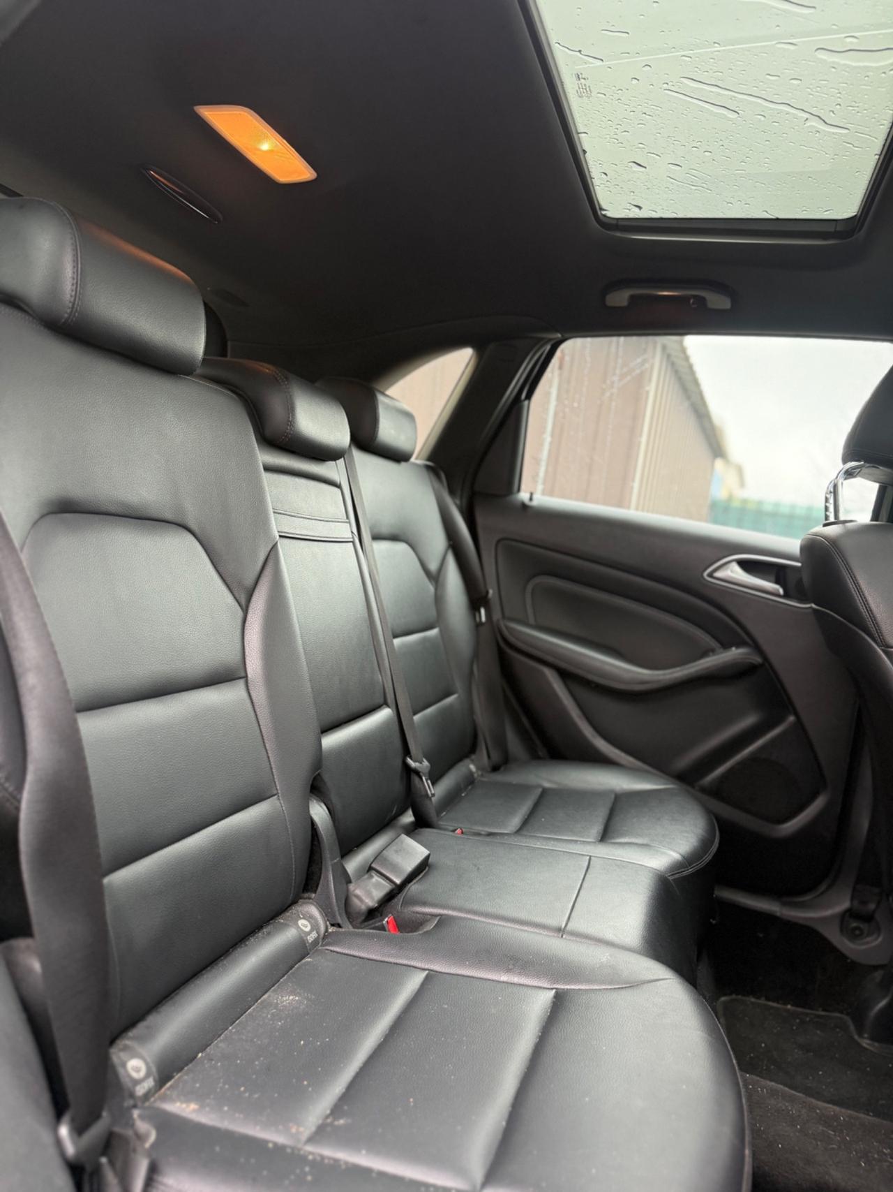 Mercedes-benz B 180 CDI BlueEFFICIENCY Premium