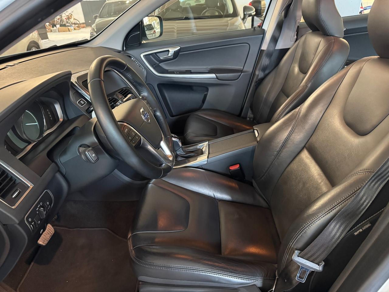 Volvo XC 60 XC60 D3 Geartronic Momentum