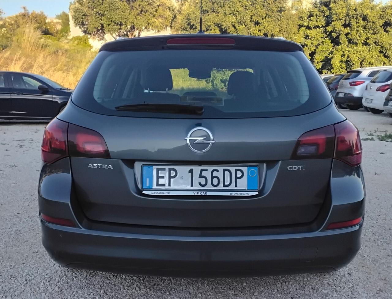 Opel Astra 1.7 CDTI 110CV Sports Tourer Cosmo