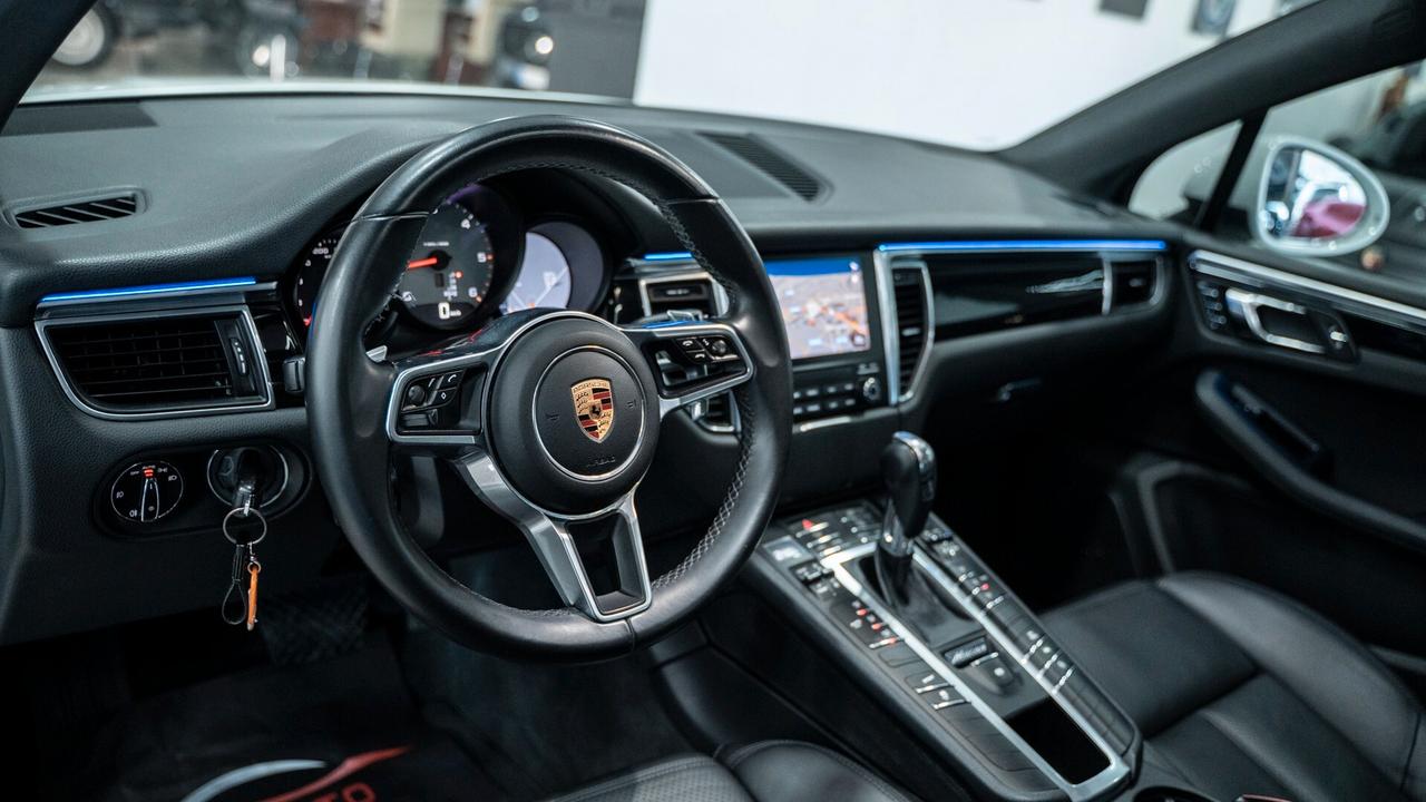 Porsche Macan S 3.0D 250CV PDK 20" TETTO XENON PACK LUCI PELLE NAVI FULL OPTIONAL