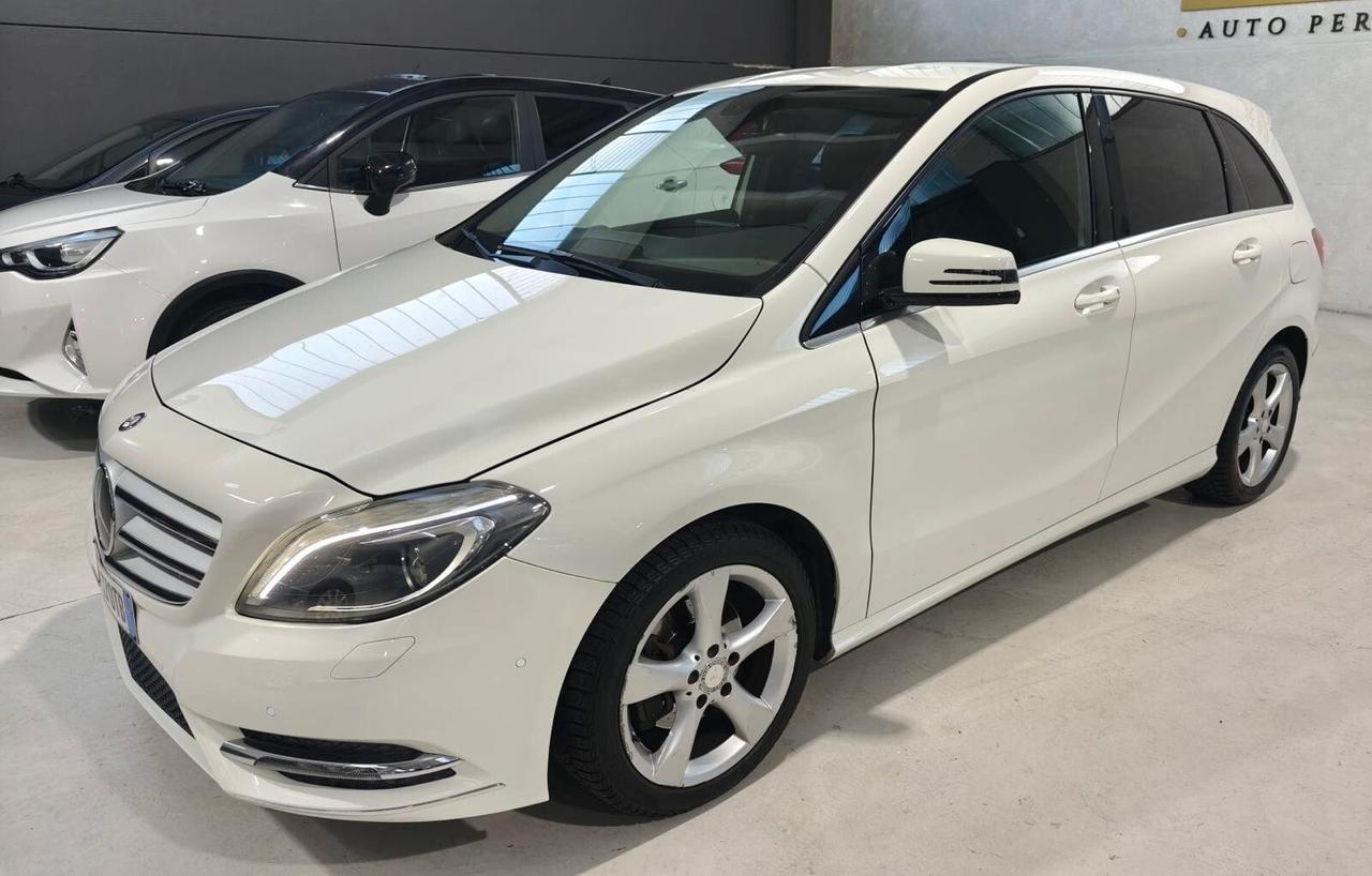 Mercedes-benz B 180 Premium Led Navigatore pelle Neopatentati