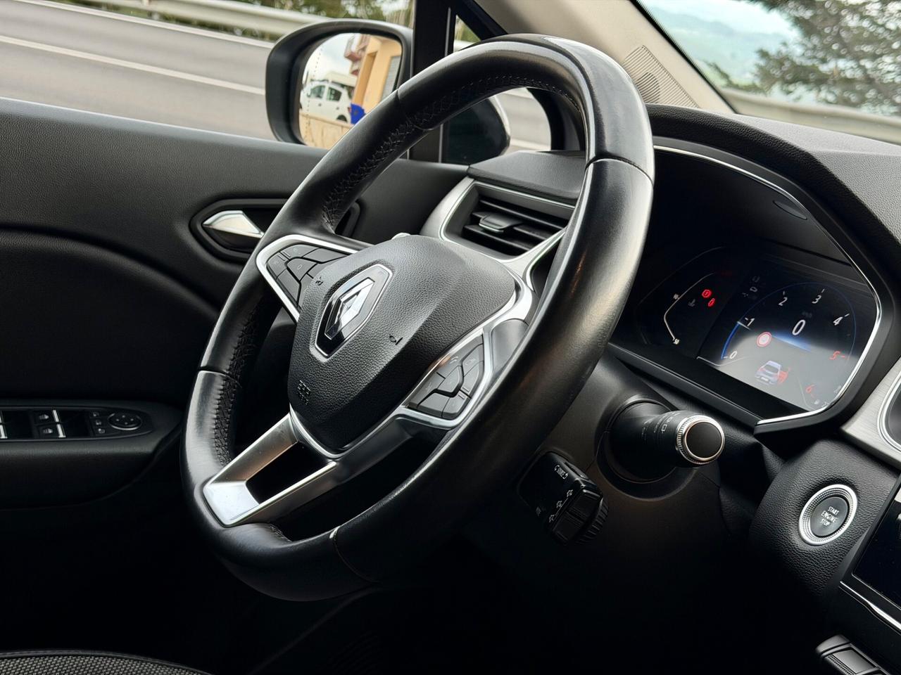 Renault Captur 1.5 Blue dCi 95 CV Intens