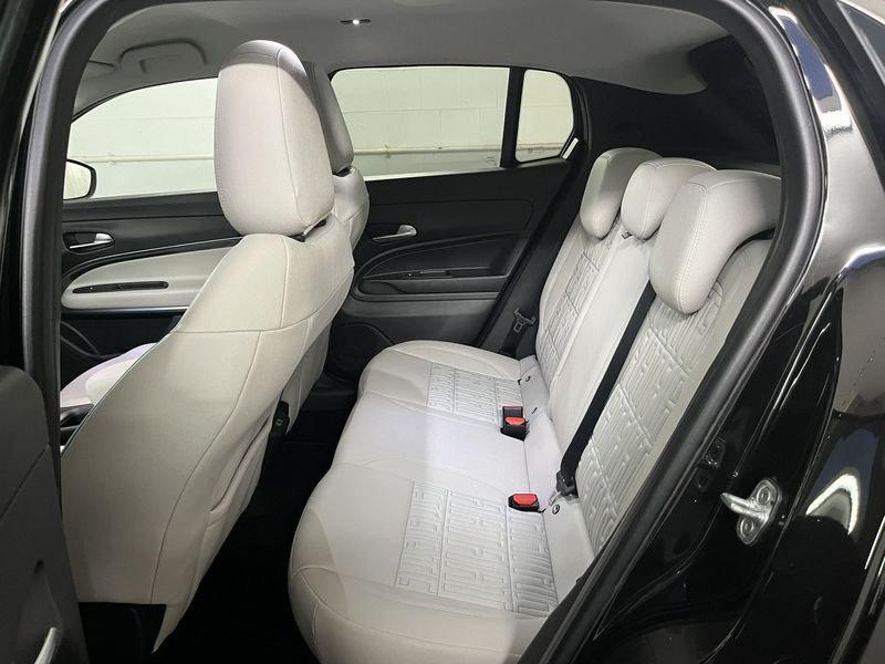 FIAT 600 600 Hybrid 100 CV DCT MHEV La Prima DA 249.00 MENSILE