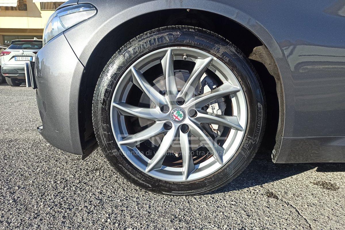 ALFA ROMEO Giulia 2.2 Turbodiesel 180 CV AT8 AWD Q4 Super