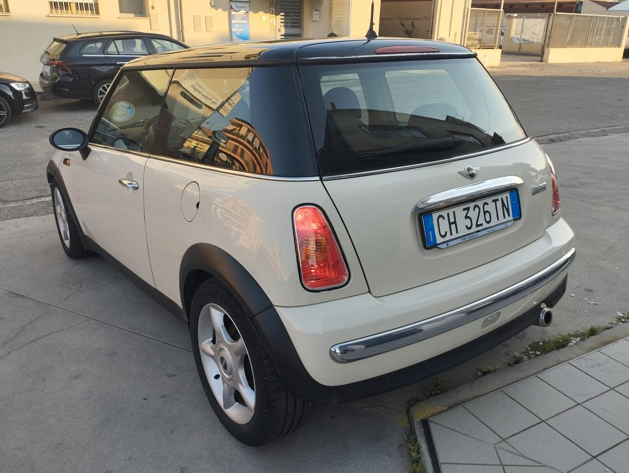 Mini 1.6 16V Cooper