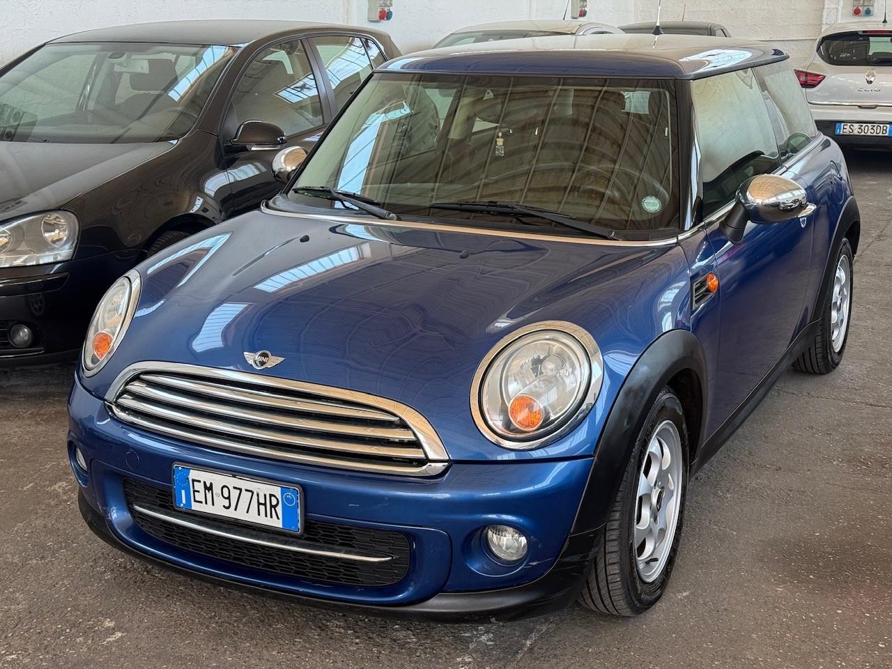 Mini Cooper D 2.0 110cv Automatica