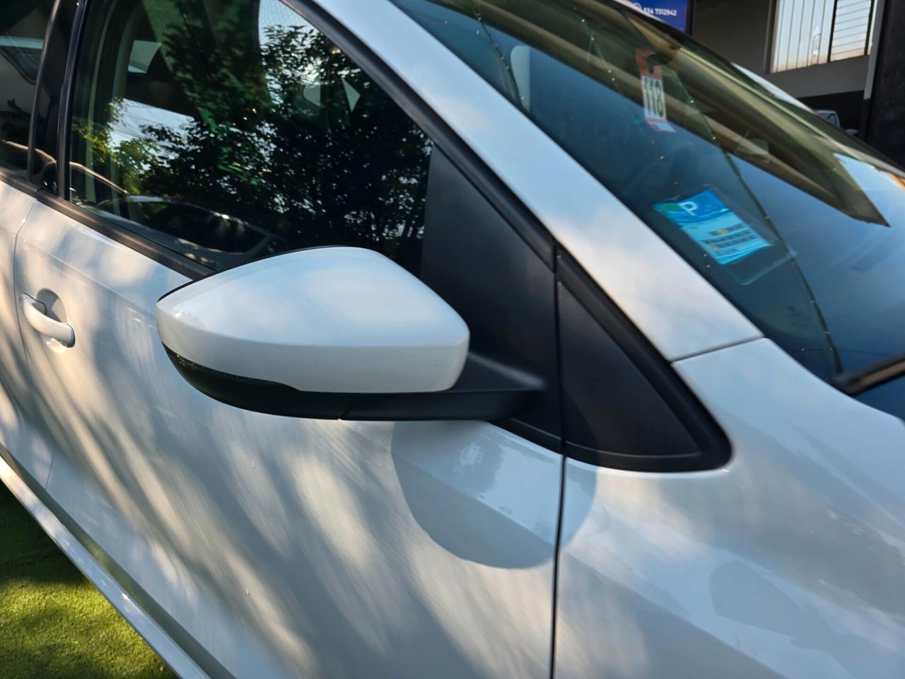 Volkswagen Polo 1.4TDI 75CV EURO6 190000KM-2015