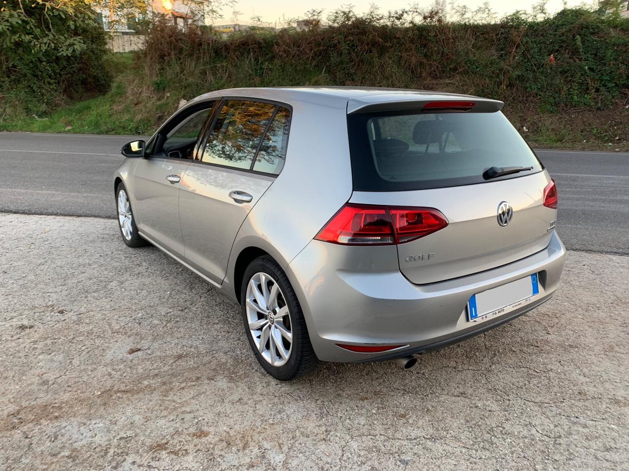 Volkswagen Golf 1.6 TDI 105 cv 5p. Highline BlueMotion Technology